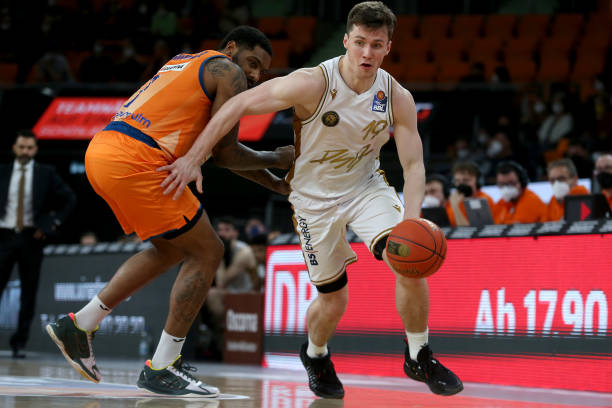 对手很难在 对手很难在