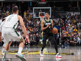 与此同时 与此同时